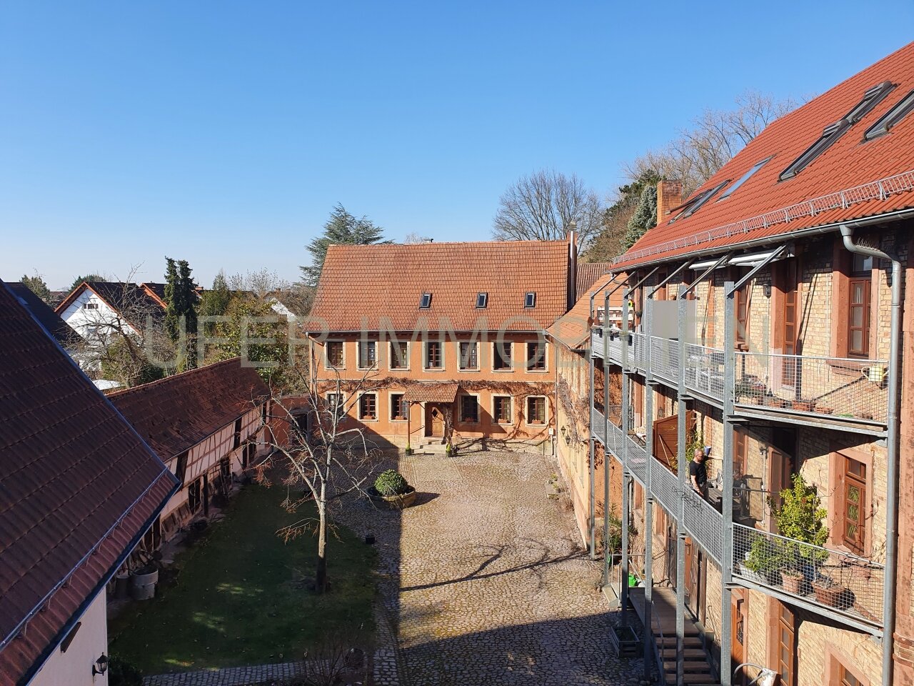 Offenbach an der Queich: Fantastische Maisonette-Wohnung im historischen Ambiente  Offenbach an der Queich: Fantastische Maisonette-Wohnung im historischen Ambiente