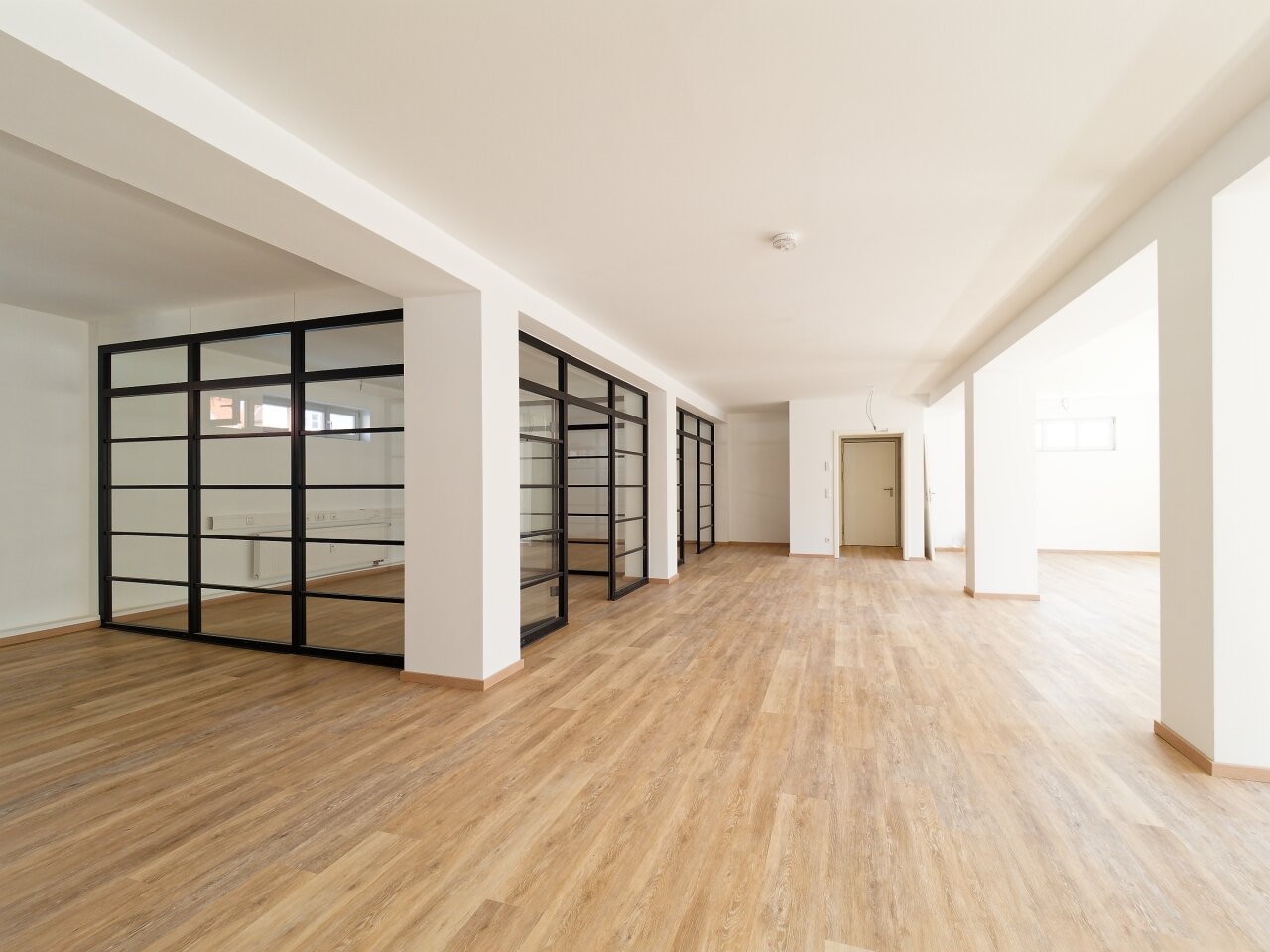 Landau: Provisionsfrei - moderne, lichtdurchflutete Traumbürofläche - vielseitig Nutzbar   Landau: Provisionsfrei - moderne, lichtdurchflutete Traumbürofläche - vielseitig Nutzbar