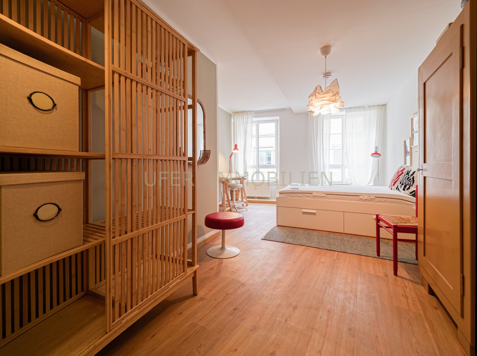 Geräumige, möblierte 6,5-Zimmer-Wenwohnung – ideal als Firmenwohnung auf Zeit, WG oder Großfamilienwohnung