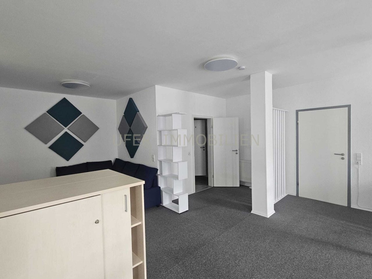 Büroeinheit Zimmer 1 Büroeinheit Zimmer 1