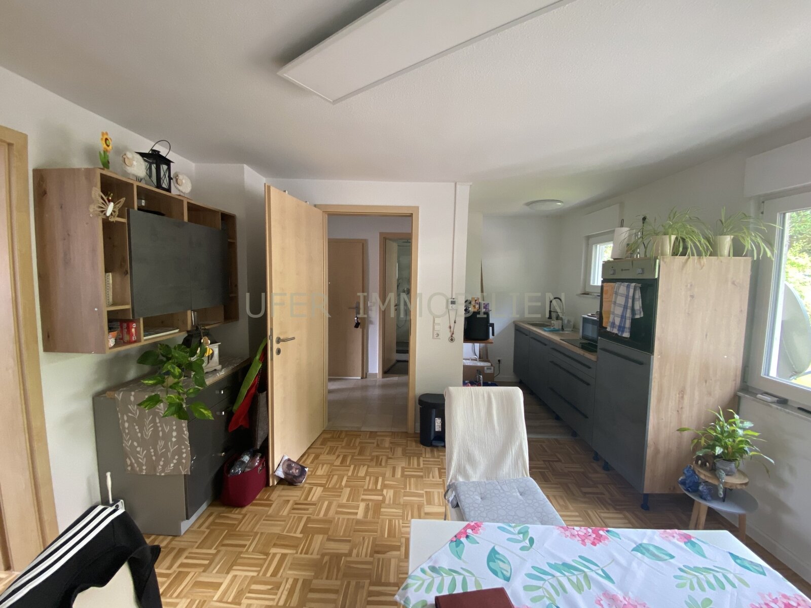 Esszimmer mit offener Küche Esszimmer mit offener Küche