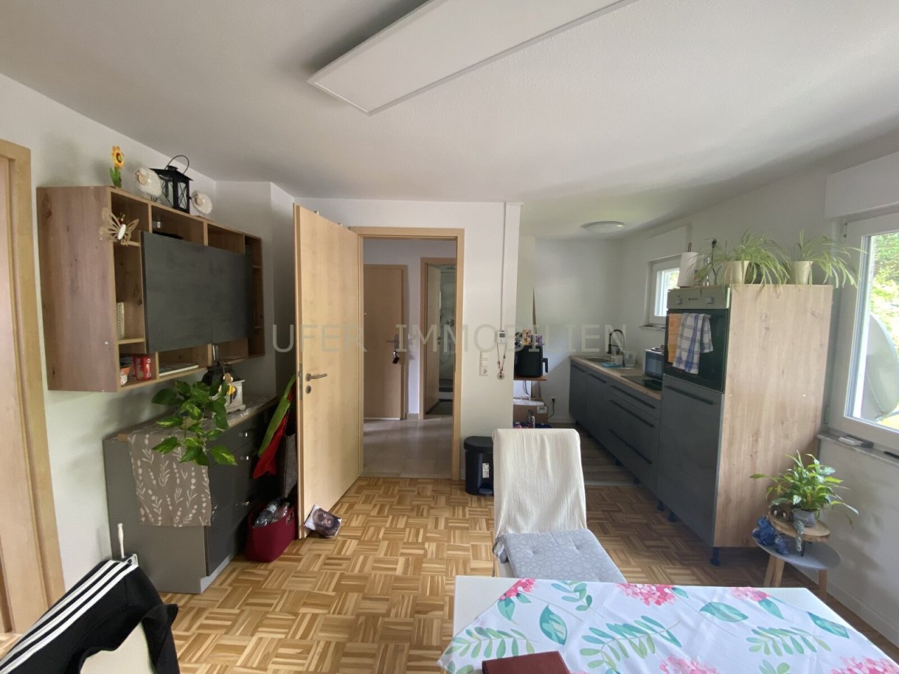 Esszimmer mit offener Küche Esszimmer mit offener Küche