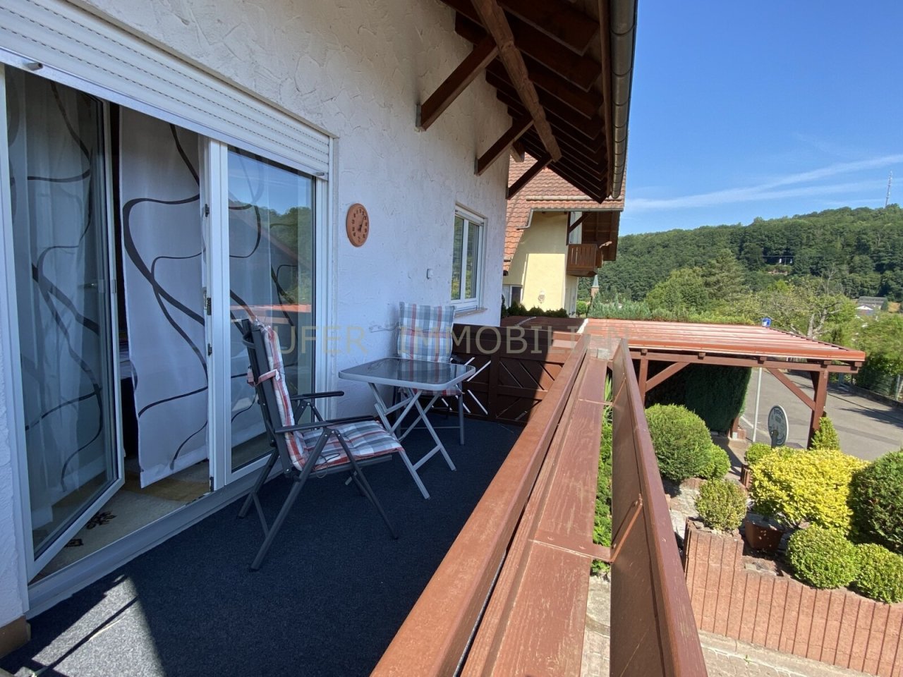 Balkon 2 E.G. Balkon 2 E.G.