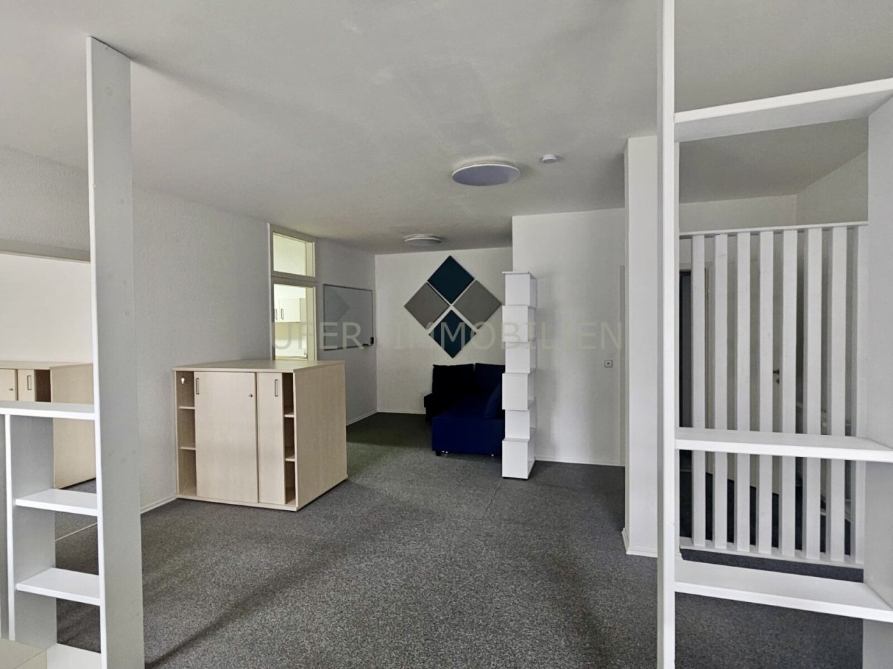 Büroeinheit Zimmer 1 Büroeinheit Zimmer 1