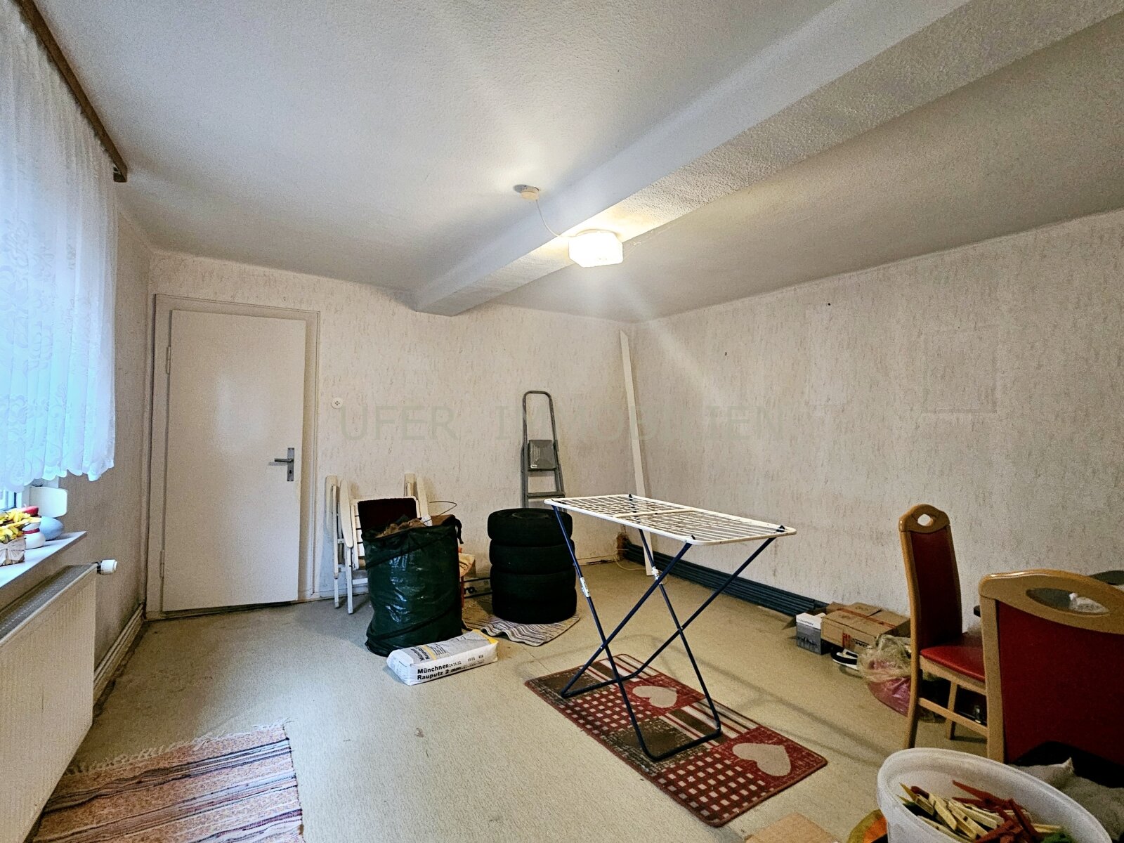 Solides Ein-bis Zweifamilienhaus mit kleinem Garten und Innenhof in Insheim/SÜW